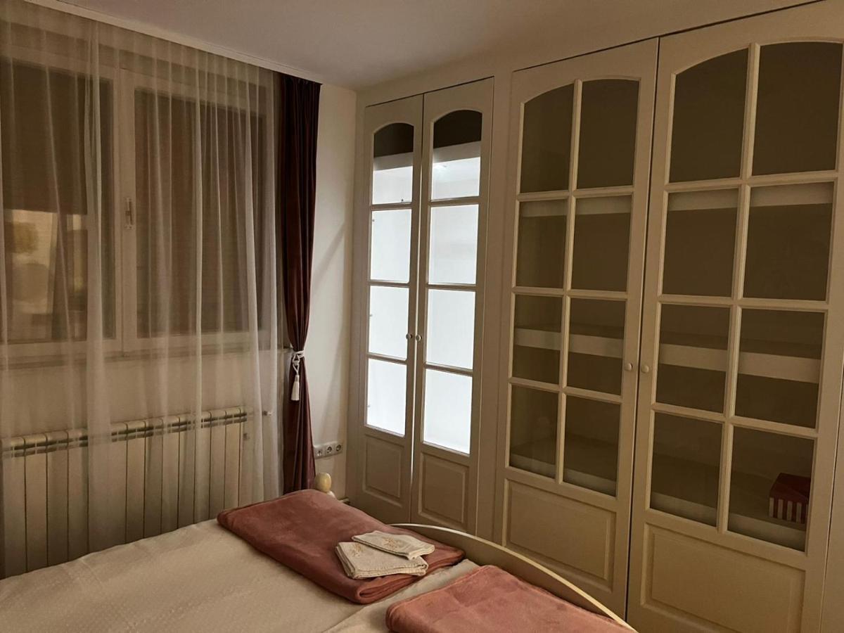 Apartman Gold Maris Apartment Karlovac Exterior photo